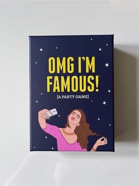 OMG I'M FAMOUS! Party Game